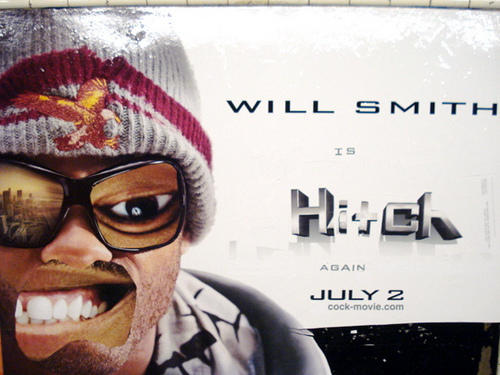 Poster Boy, un artiste qui détourne la publicité ! 10 détournement de publicité