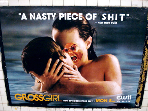 Poster Boy, un artiste qui détourne la publicité ! 13 détournement de publicité