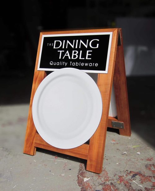 Comment attirer plus de clients dans un magasin, une boutique, un restaurant... via l'affichage et la PLV extérieure ? 68 Comment attirer plus de clients dans un magasin, une boutique, un restaurant... via l'affichage et la PLV extérieure ? 68