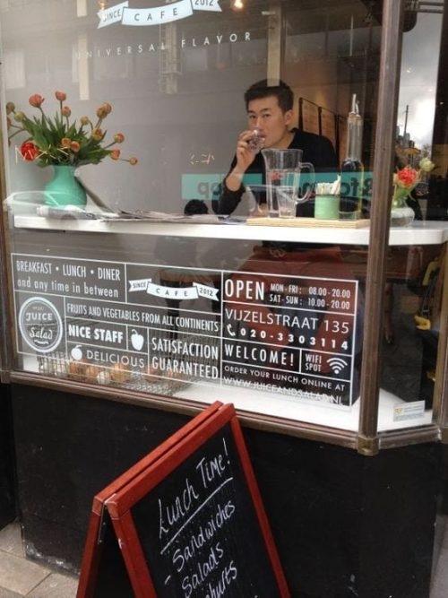 Comment attirer plus de clients dans un magasin, une boutique, un restaurant... via l'affichage et la PLV extérieure ? 52 Comment attirer plus de clients dans un magasin, une boutique, un restaurant... via l'affichage et la PLV extérieure ? 52