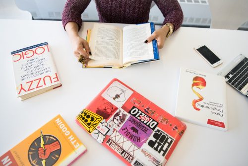 Livre blanc : 7 conseils pour rédiger de façon efficace 28 Livre blanc : 7 conseils pour rédiger de façon efficace 25